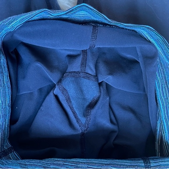 EC worn twice inkwell blue Lululemon Groove pants - Picture 5 of 5